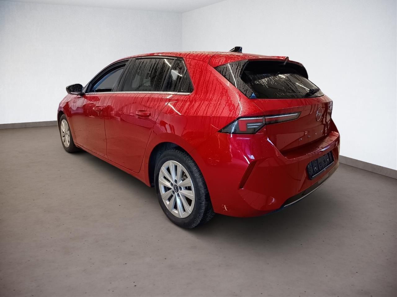 Fahrzeugabbildung Opel Astra 1.2T Elegance - Navi, Kamera h, Sitzhzg.