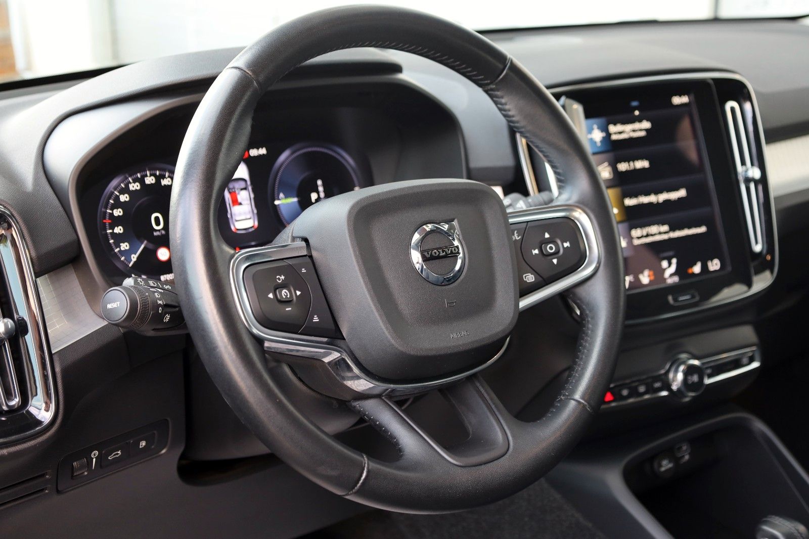 Fahrzeugabbildung Volvo XC40  Inscription T4, Navi,LED,SH,Kamera,Carplay