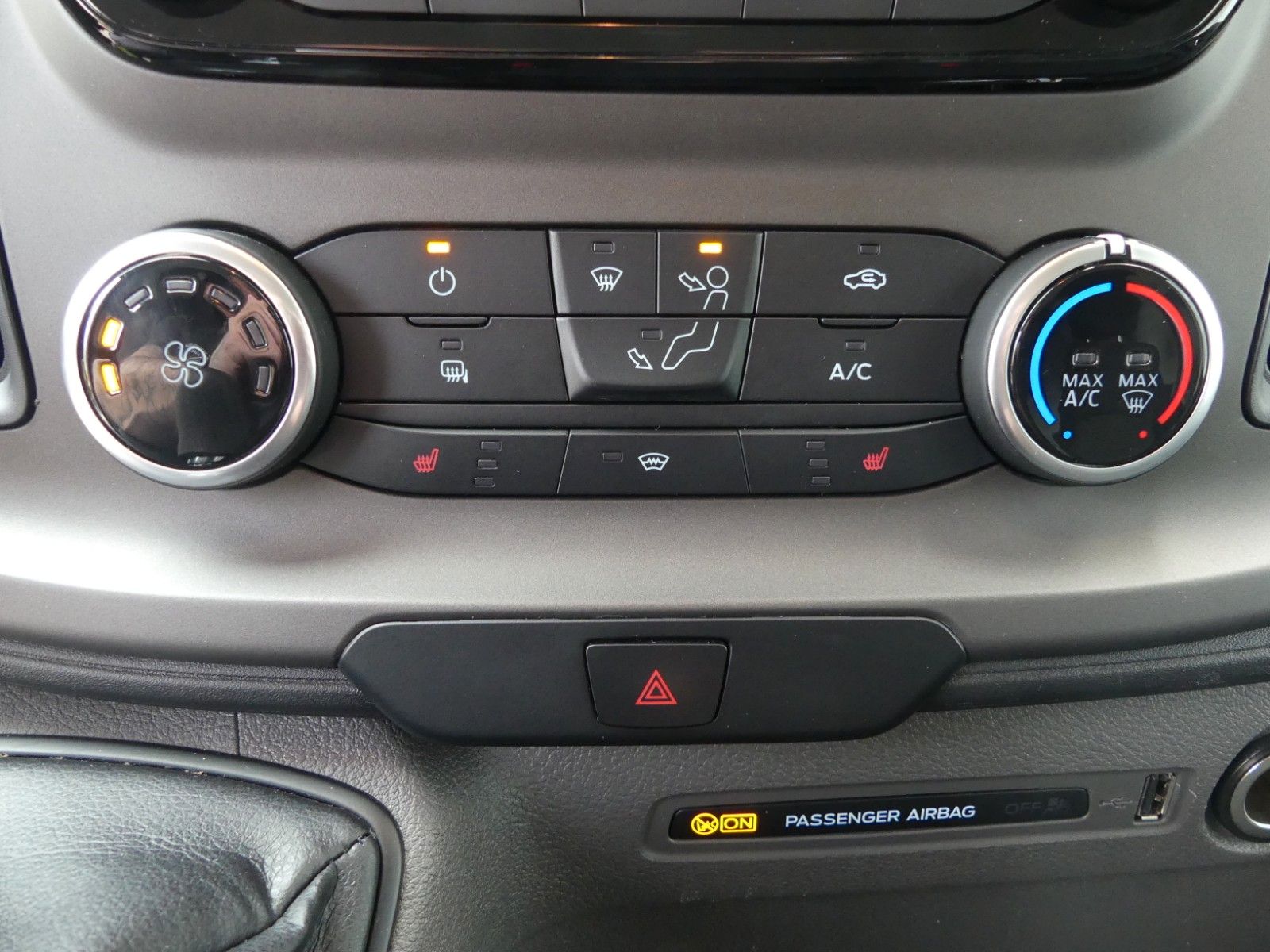 Fahrzeugabbildung Ford Transit Custom Kasten 320 L1 Trend*BLIS*Kamera