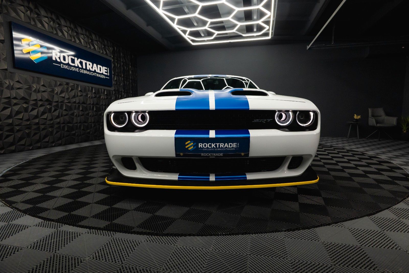 Fahrzeugabbildung Dodge Challenger 5.7 V8 R/T SRT WIDE BODY *LED*19%*