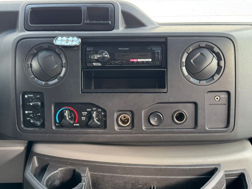 Fahrzeugabbildung Ford Econoline E350 XL 5.4 V8 Flexfuel LPG AHK