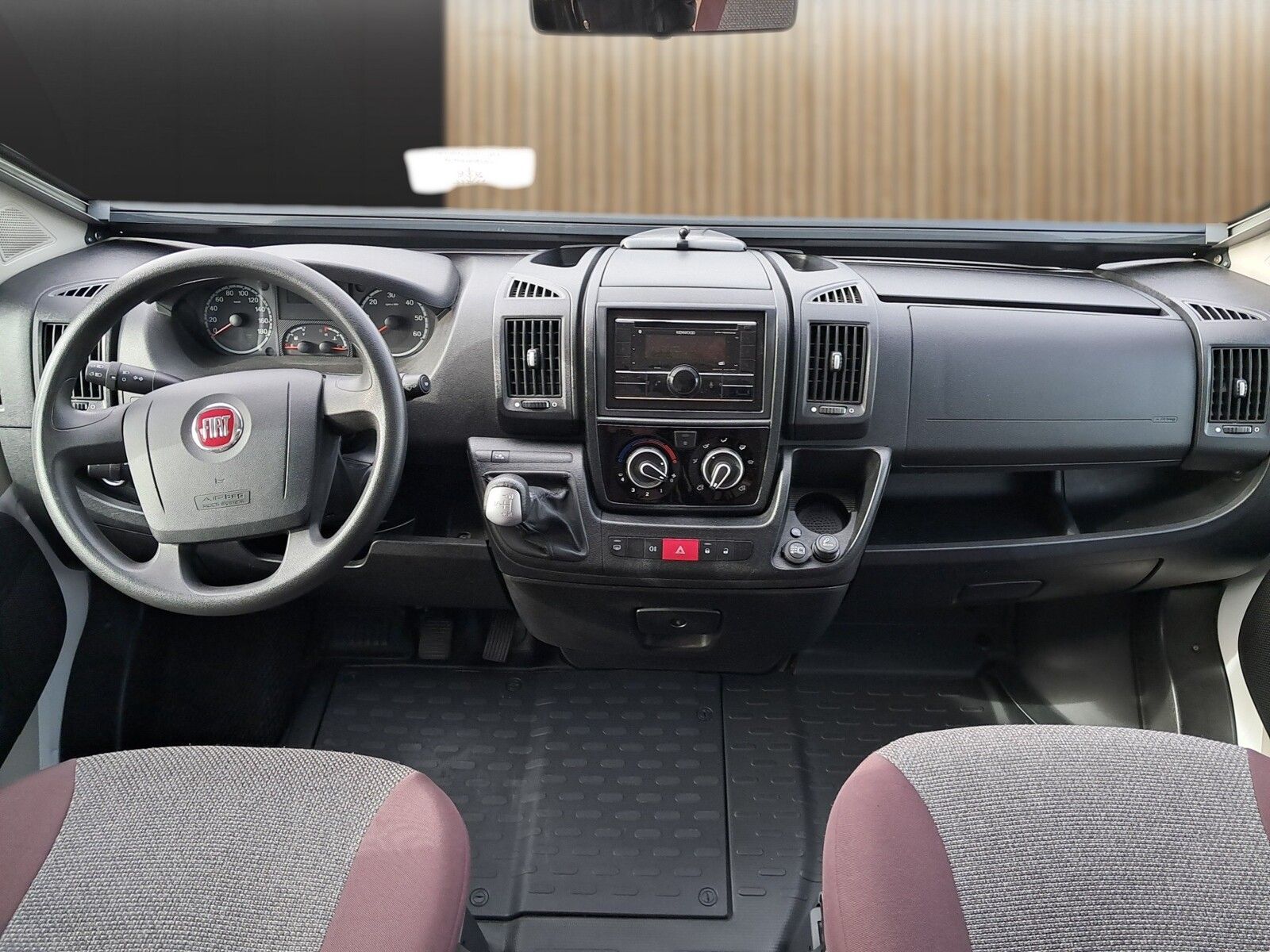 Fahrzeugabbildung Sunlight T 68 Luftfederung,AHK,Markise,SAT+TV