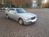 Mercedes-Benz E 240 CLASSIC Classic - Mercedes-Benz aus 2000: C Class