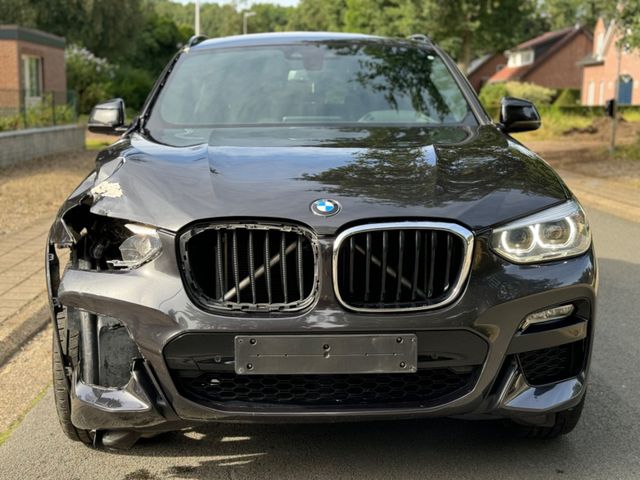 BMW X4 xDrive PANO HUD M-SPORT SMARTKEY   AMBIENTE