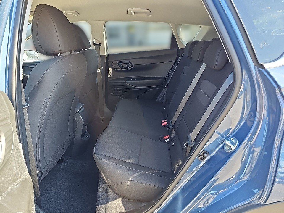 Fahrzeugabbildung Hyundai BAYON MY25 1.0T 6MT PRIME NAV+BOSE+KAMERA+PDC+QI