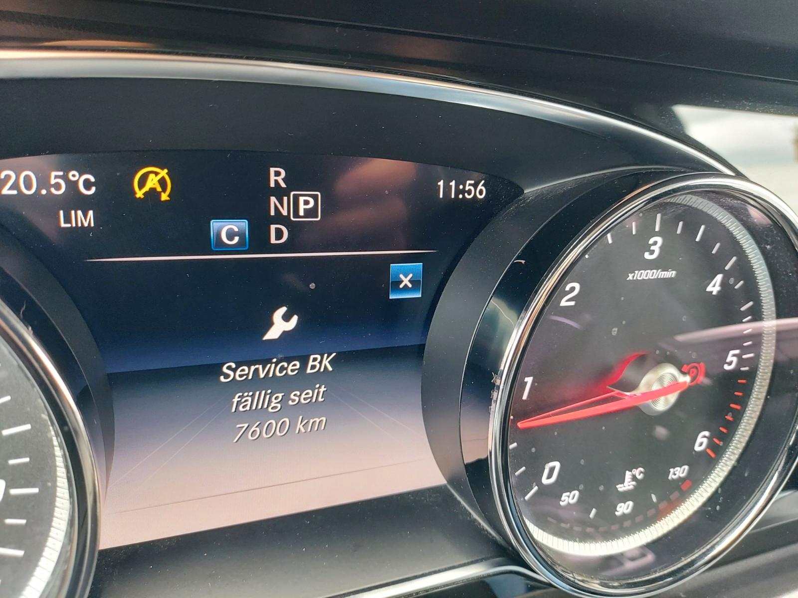 Mercedes-Benz E 220 E Limousine E 220 d Taxi Navi Kamera