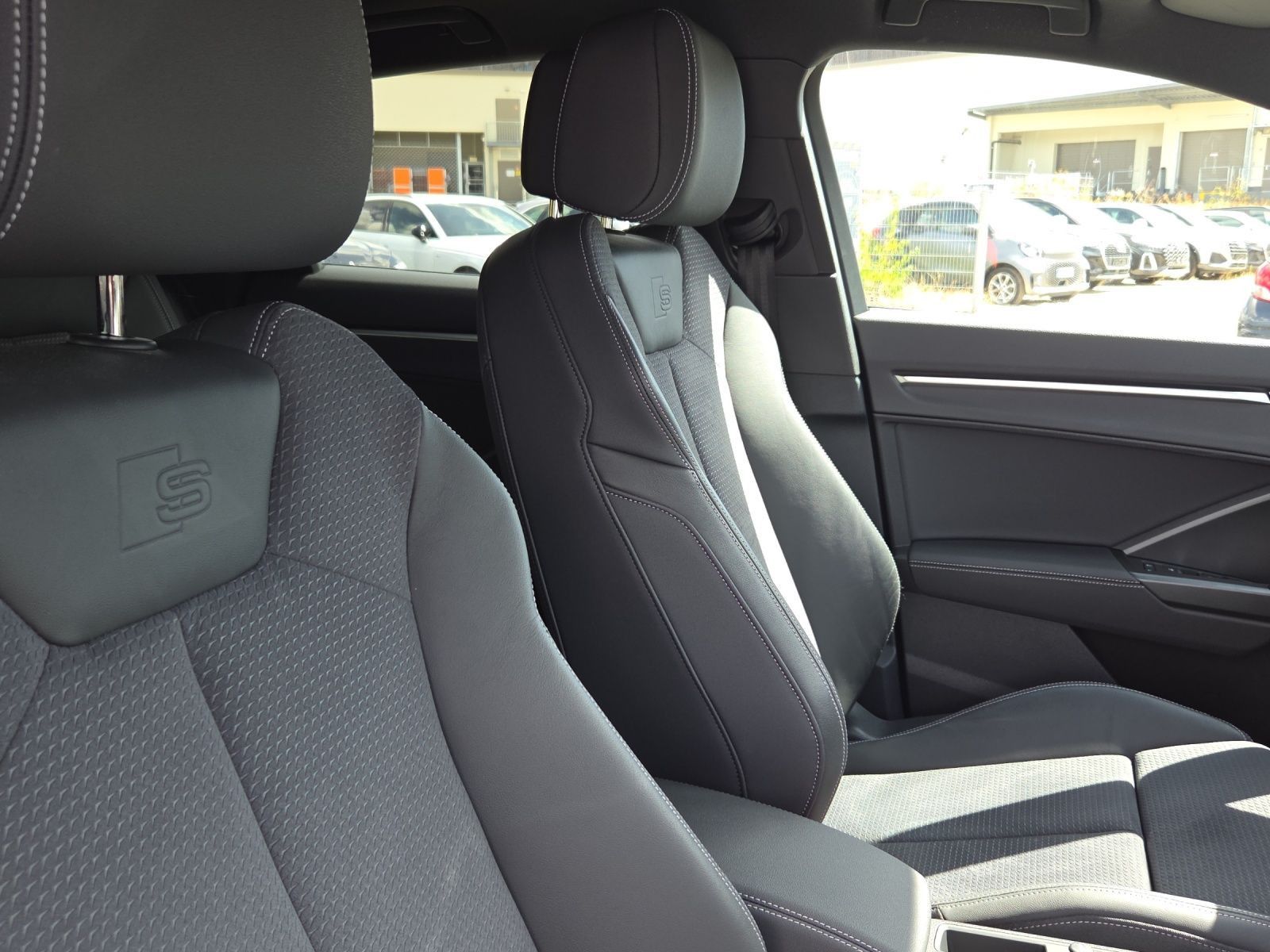 Audi Q3 Sportback 40 TDI qu S line*Navi*LED*SONOS*AHK foto 18