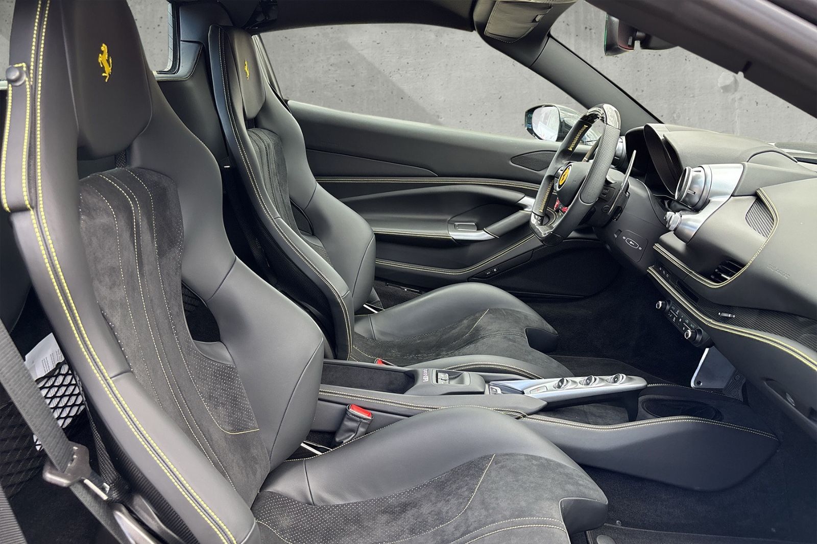 Fahrzeugabbildung Ferrari F8 Spider*Carbon*LED*Lift*Kamera*Neuwagen*