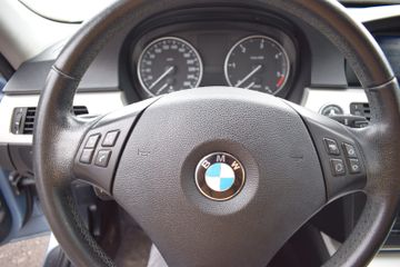 BMW 318 - 12