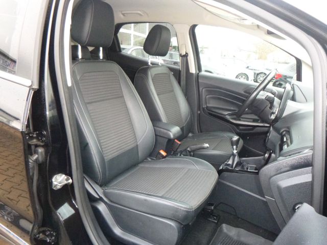 Fahrzeugabbildung Ford EcoSport Titanium