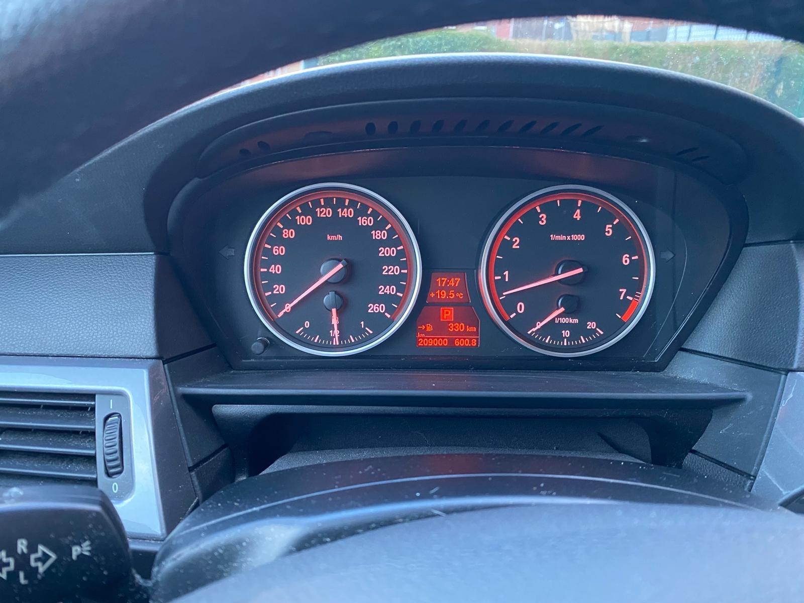 BMW 530i Edition Exclusive Edition Head-Up-Display 