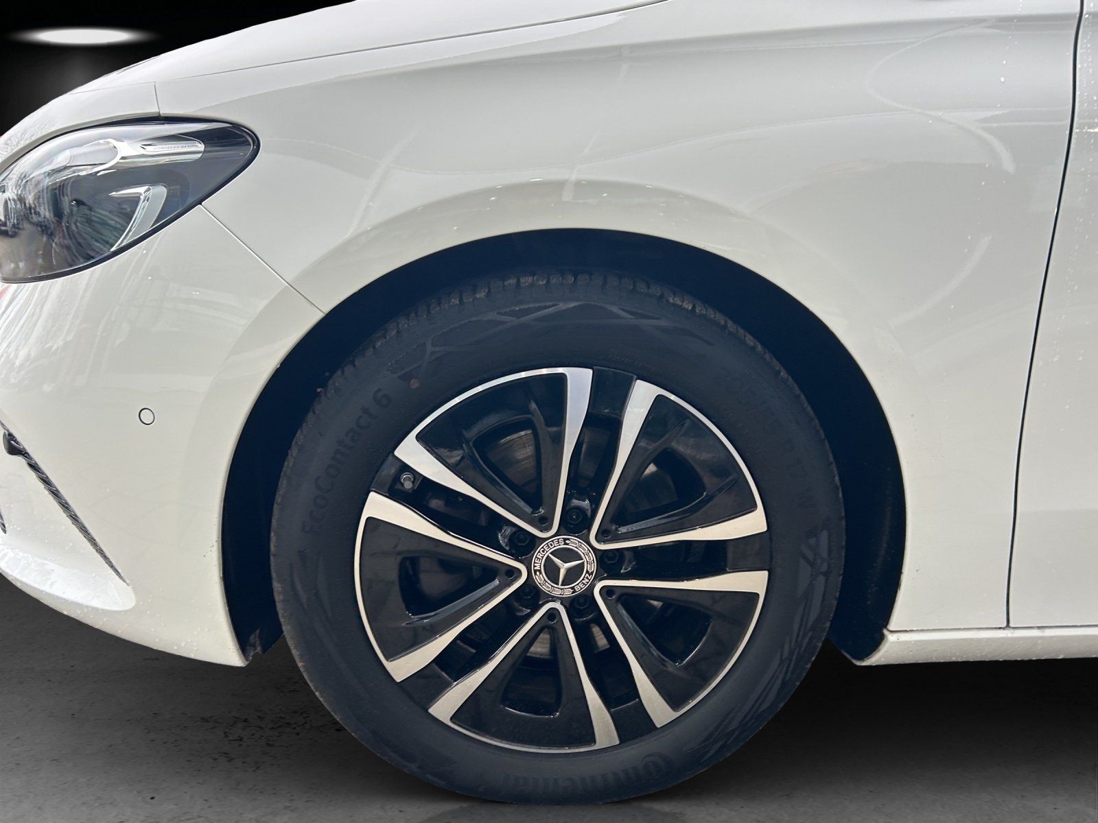Fahrzeugabbildung Mercedes-Benz B 200 Progr Advanced DISTRO 360°AHK MBUX WinterP