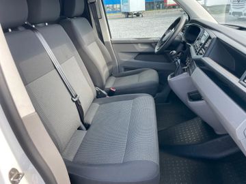 Fahrzeugabbildung Volkswagen T6.1 Transporter 2.0 TDI  KlimaPDC Flügeltürer