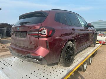 صورة 7 لـ 2024 BMW IX3