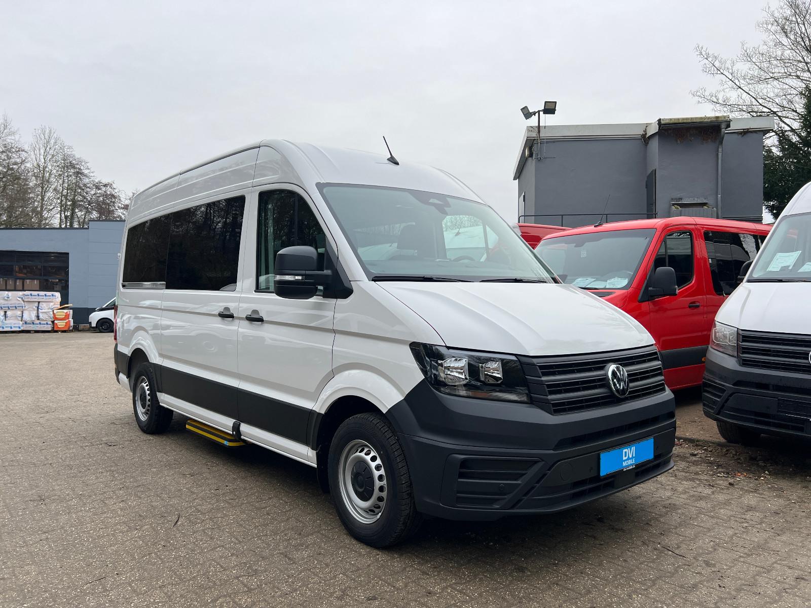 Volkswagen Crafter 103 KW L3 KMP Lift + 4 Rollstuhlplätze