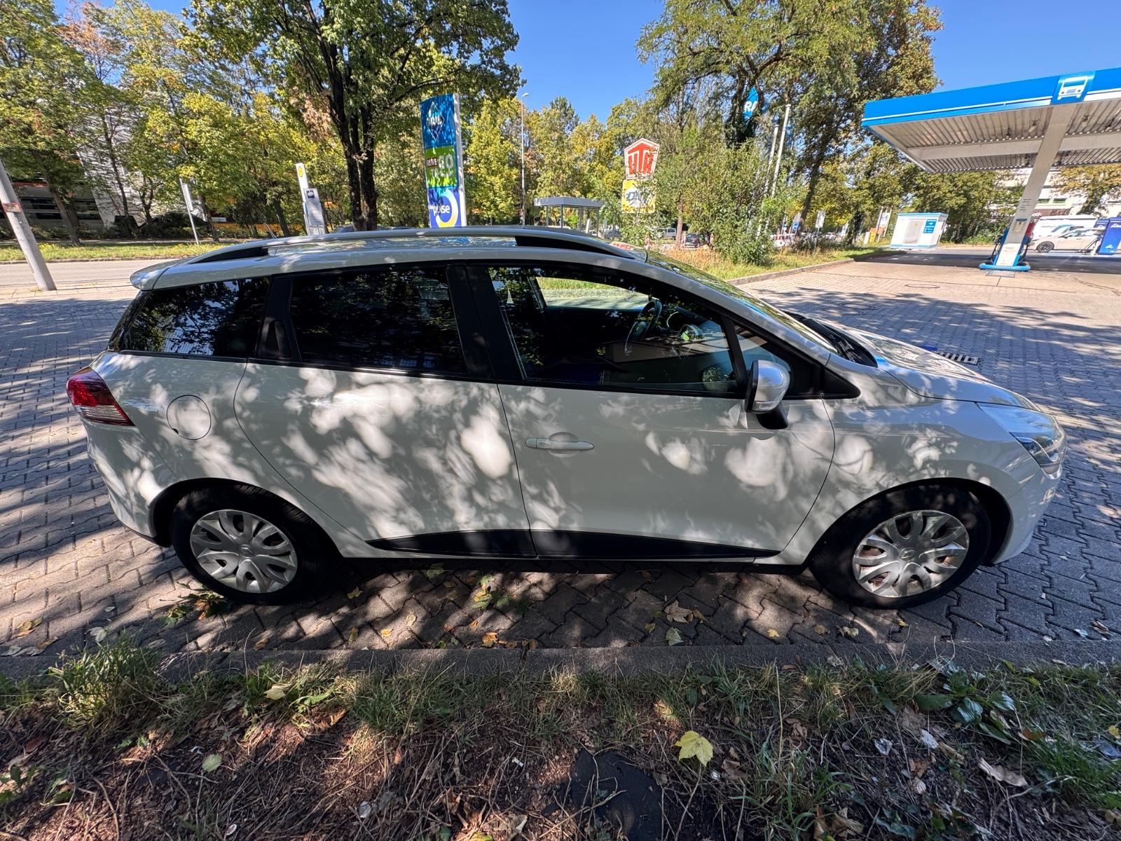 Renault Clio 2014 — двигун 1.461 cm³, 75 HP (55kW)