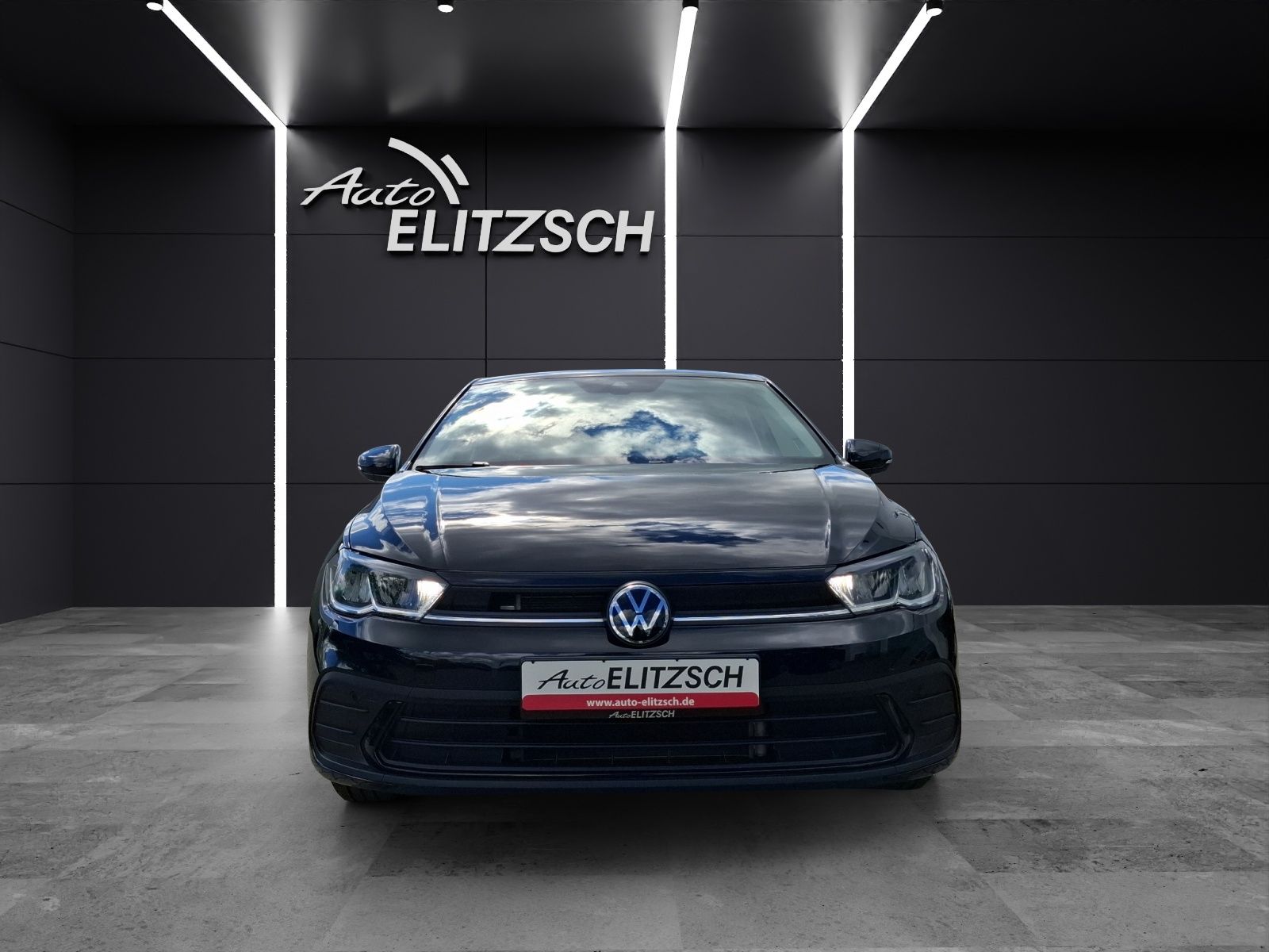 Fahrzeugabbildung Volkswagen Polo TSI Life DSG LED AID ACC Park-Assist SH