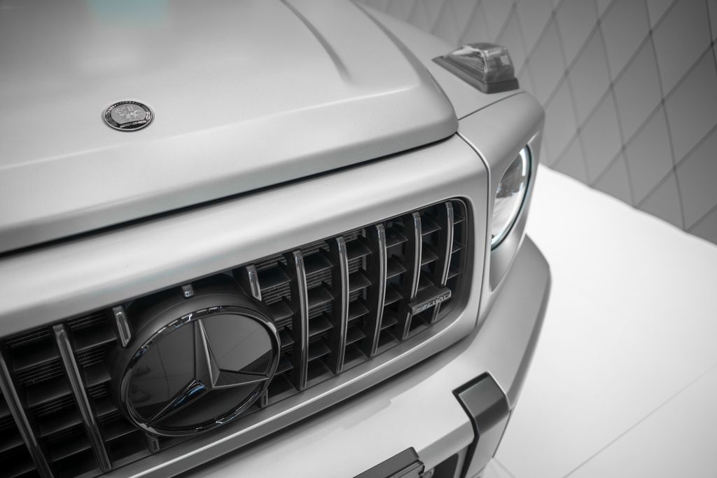 G 63 AMG BRABUS MAGNO GREY/BLACK CARBON - Bild 9