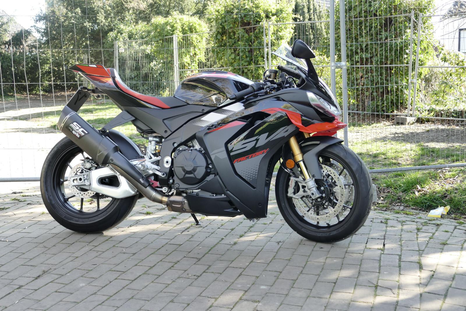 Aprilia RSV 4 Factory  E5+  mit SC Project