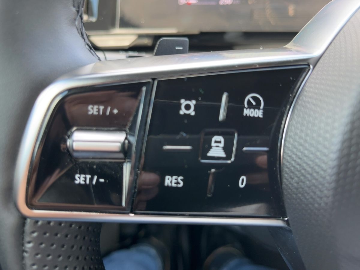 Fahrzeugabbildung Renault Austral Techno Full Hybrid E-Tech 200 ABS ESP ZV
