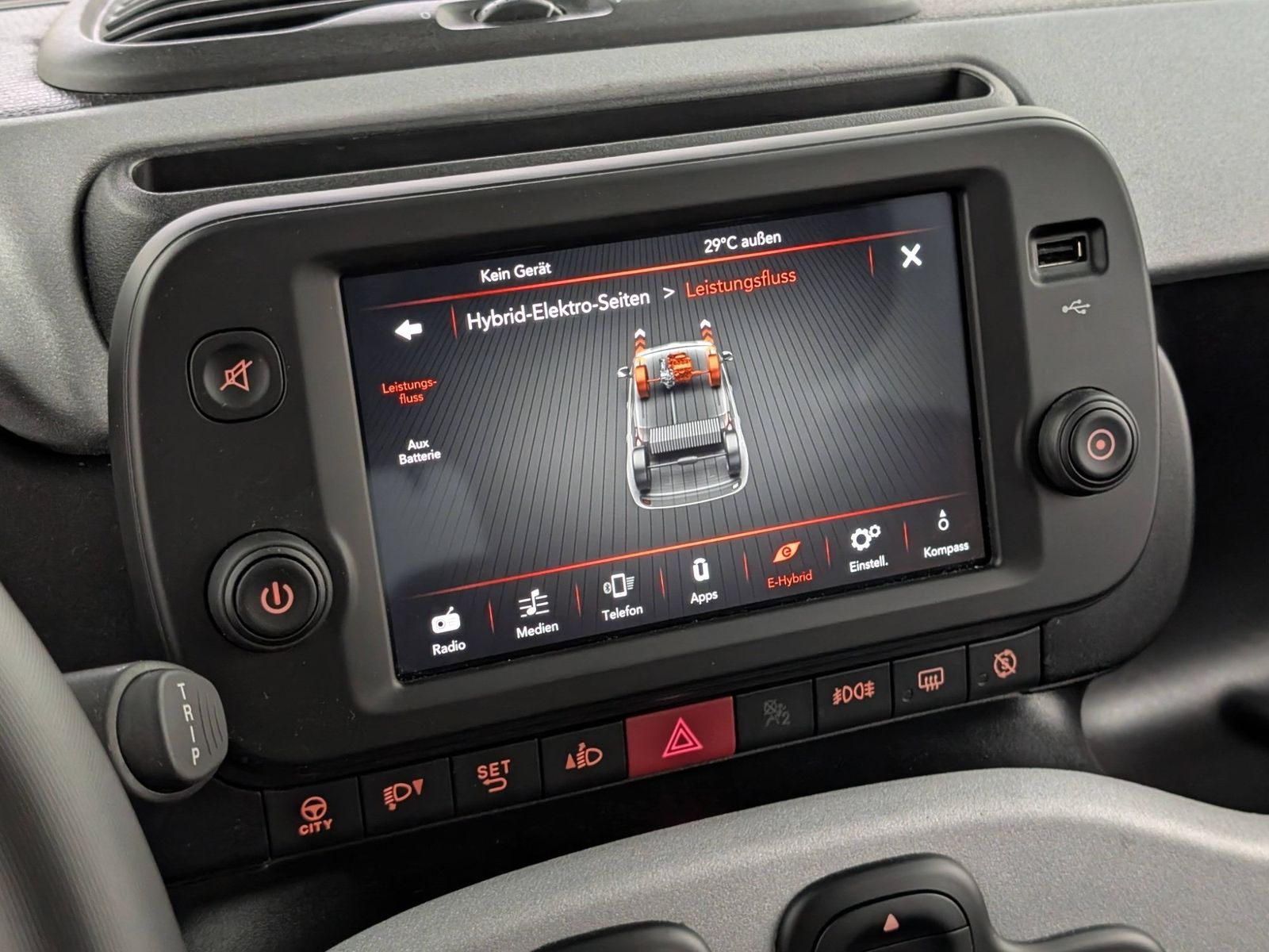 FIAT Panda 1.0 MHEV Garmin AHK – Bild 24