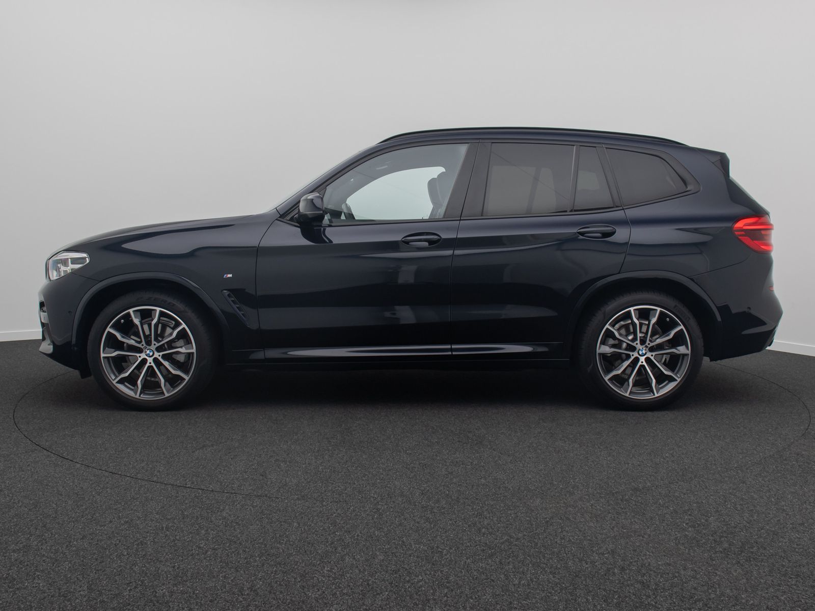 Fahrzeugabbildung BMW X3 xD20d M Sport HUD DAB HiFi Panorama 20Zoll