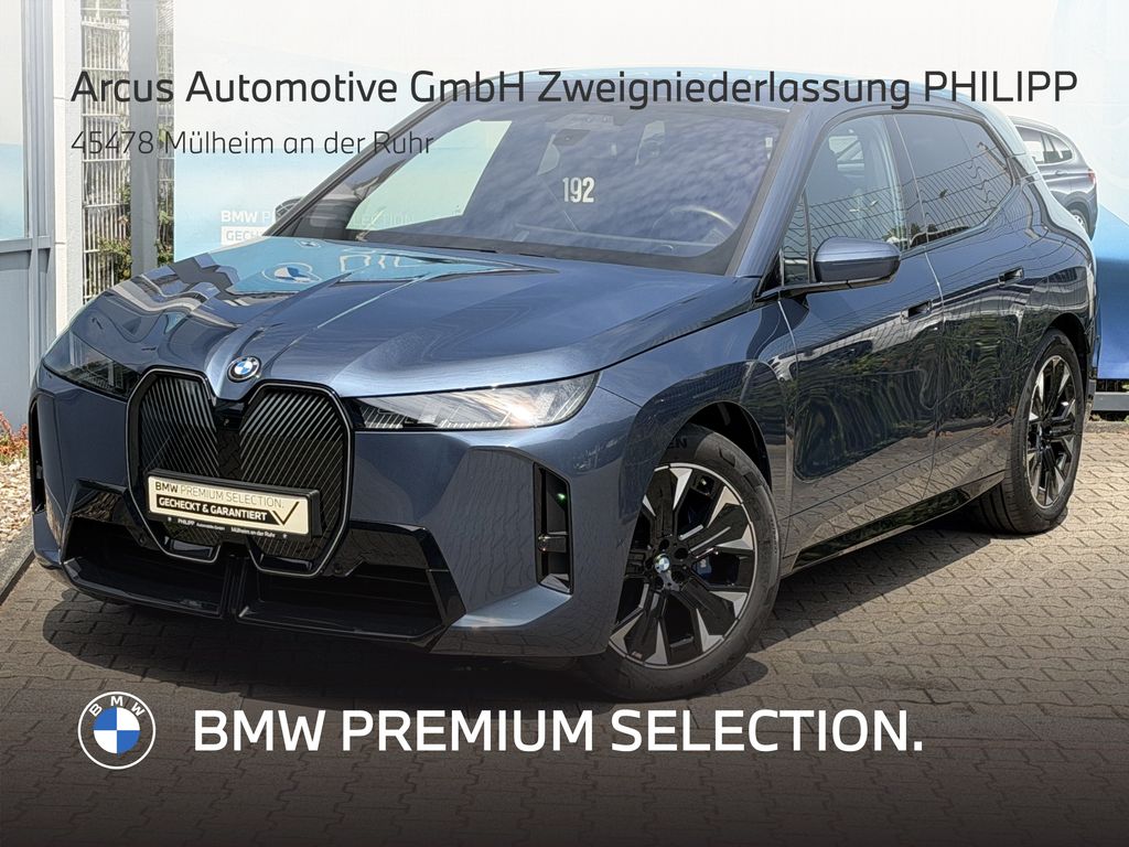 Image of BMW iX