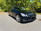 Mercedes-Benz E 250 T BlueEFFICIENCY AVANTGARDE AMG Sportpaket - Mercedes-Benz E 250: Sport