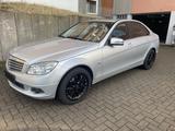 Mercedes-Benz C 180 KOMPRESSOR BlueEFFICIENCY CLASSIC Classic - Mercedes-Benz C 180: Classic