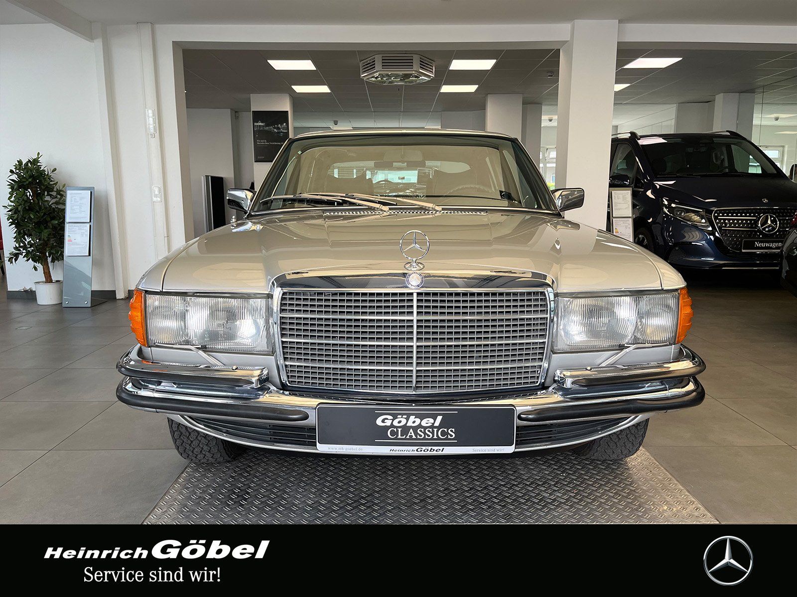 Fahrzeugabbildung Mercedes-Benz 450 SEL 6.9 W116