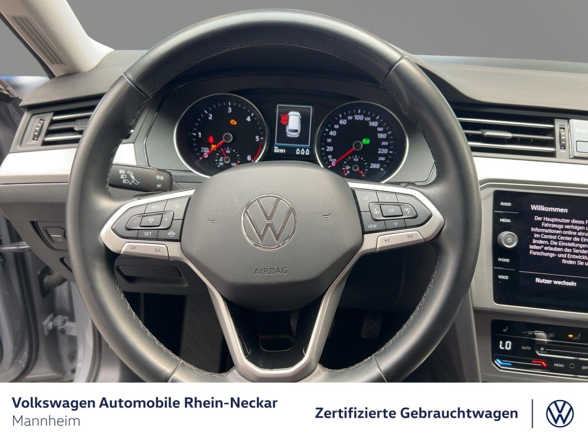 Volkswagen Passat Variant - Bild 14