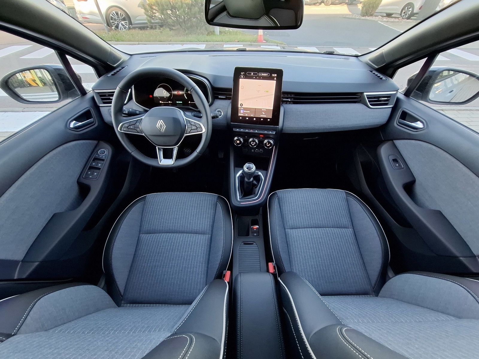 Renault Clio - Bild 15
