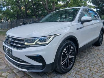 Volkswagen Tiguan - 2