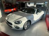 Fiat 124 Spider 1.4 MultiAir Turbo Lusso - weiße Fiat 124 Spider