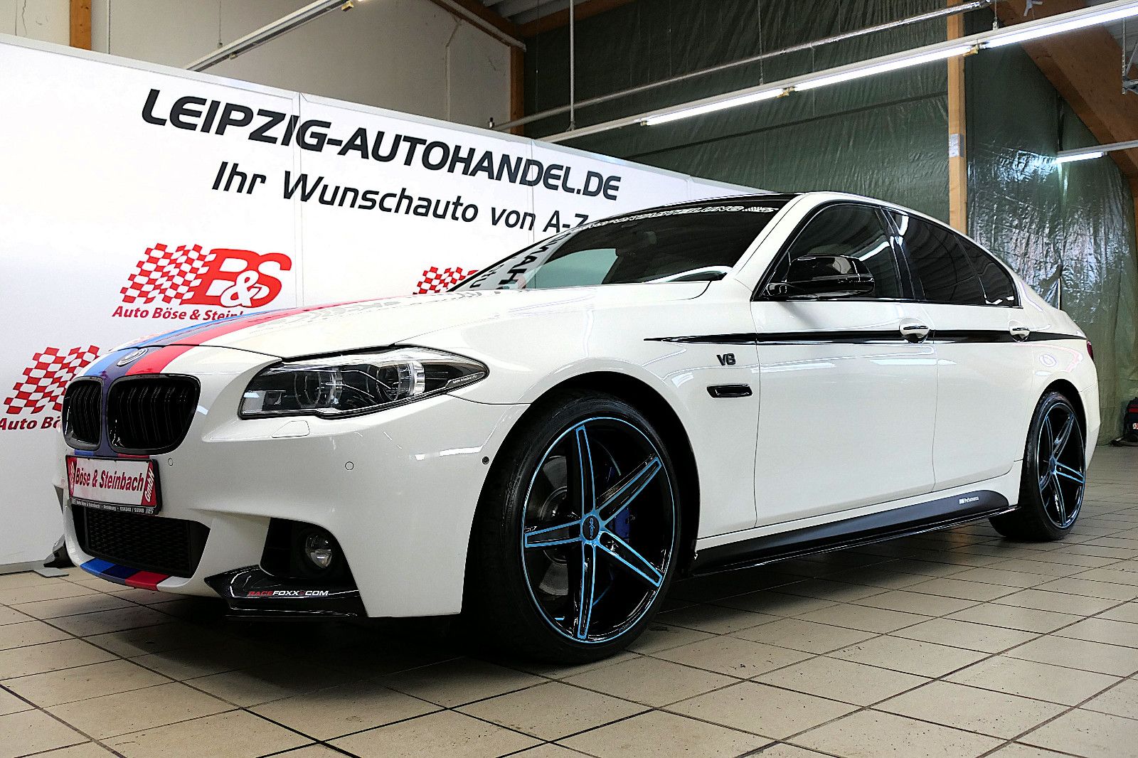 BMW 550i xDrive M-Sportpaket*LED*NAV*KAM*GRA*