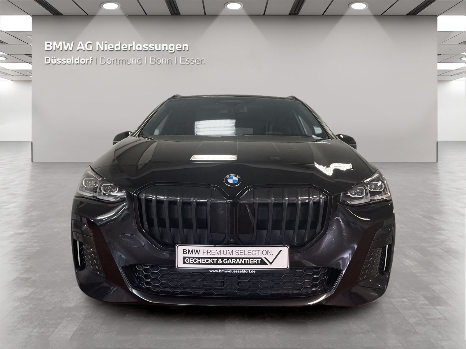 BMW 223 Active Tourer - Bild 8