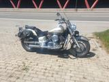 Yamaha XVS 1100 Dragstar - YAMAHA DRAGSTAR 1100