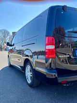 Peugeot Traveller BlueHDi 180 EAT8 Business VIP 8 Sitzer - Peugeot: 8sitzer