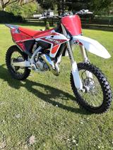 Fantic XX 125 2025  0,5 Bh Yamaha YZ 125 - FANTIC XX 125