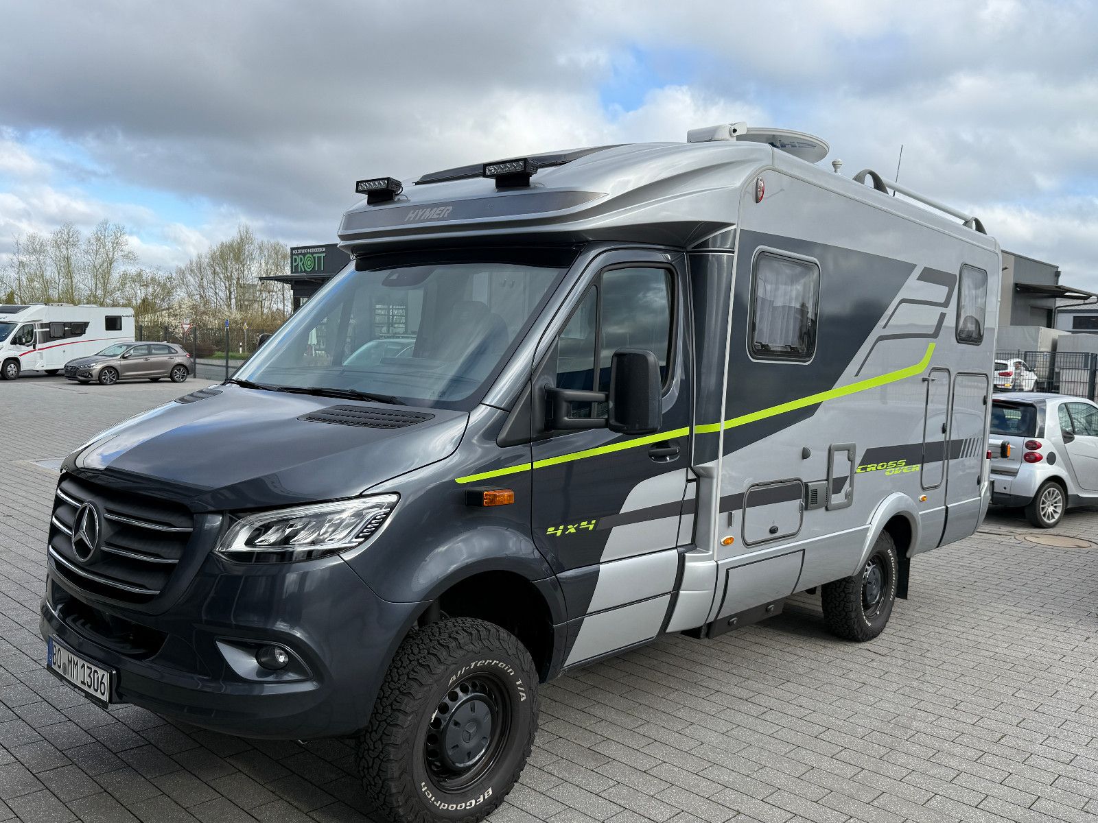 Fahrzeugabbildung HYMER / ERIBA / HYMERCAR MLT 570 Crossover V 6 190 PS