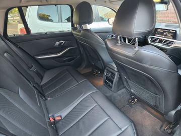 BMW 320 - 8