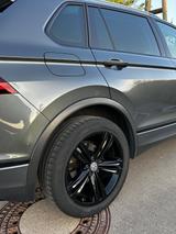 Volkswagen Tiguan 2.0 TDI SCR 140kW DSG 4MOTION Highlin... - Volkswagen Tiguan: TDI 140
