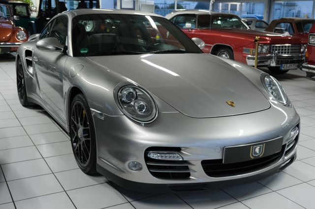 Fahrzeugabbildung Porsche 997 Turbo S Coupé/Deutsch/Approved/Sportabgas