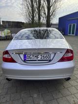 Mercedes-Benz CLS 350 - - Mercedes-Benz CLS 350 mit Benzin-Antrieb: Coupe, Automatik