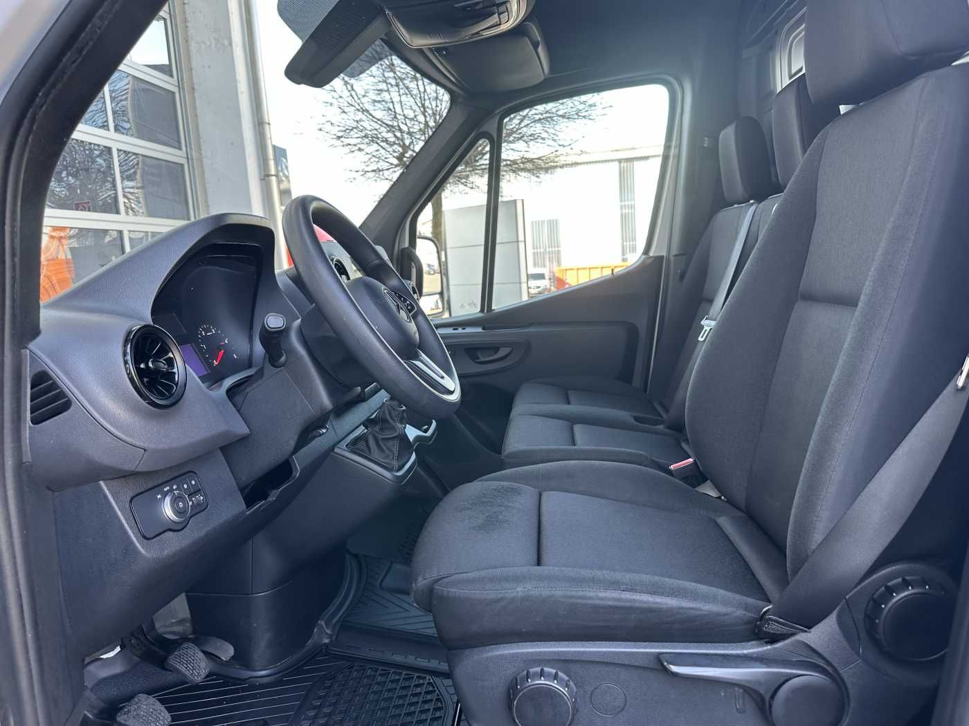 Fahrzeugabbildung Mercedes-Benz Sprinter 315 CDI 4325 Klima Schwing 360 MBUX SHZ