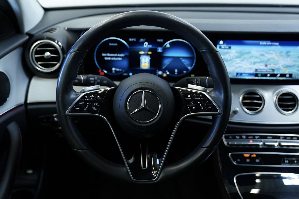 Mercedes Benz E 220