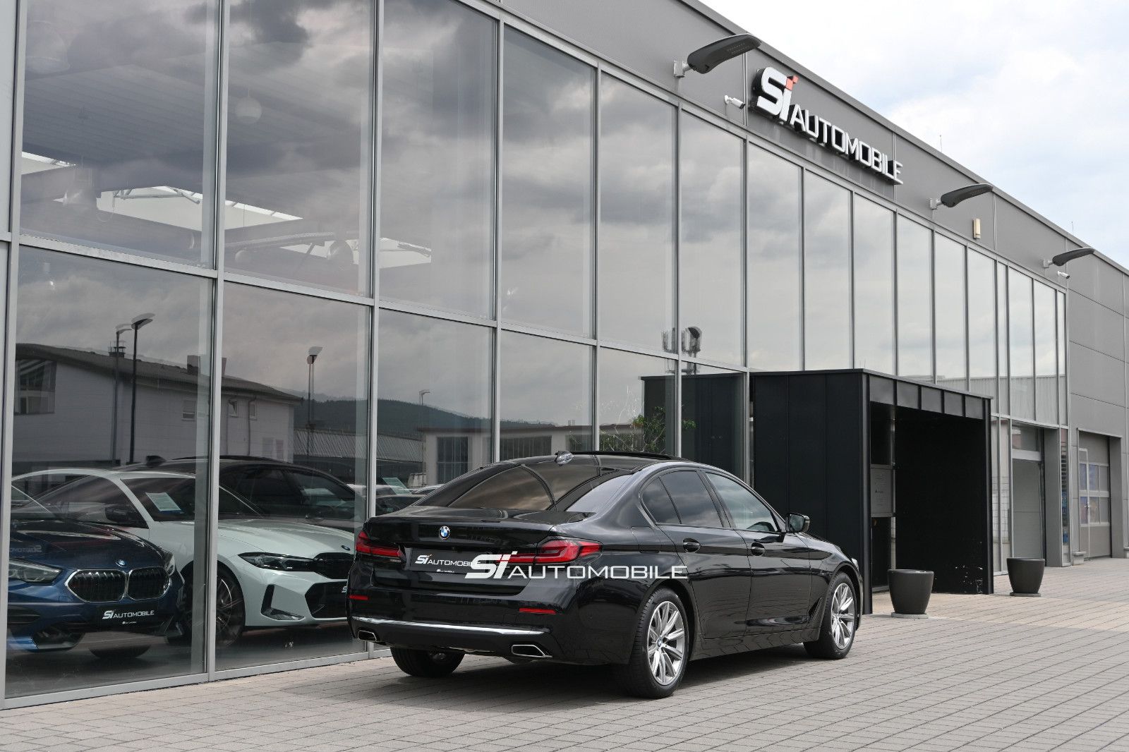 Fahrzeugabbildung BMW 530d xDr. Lux. °UVP 93.773€°ACC°AHK°HUD°360°STHZ