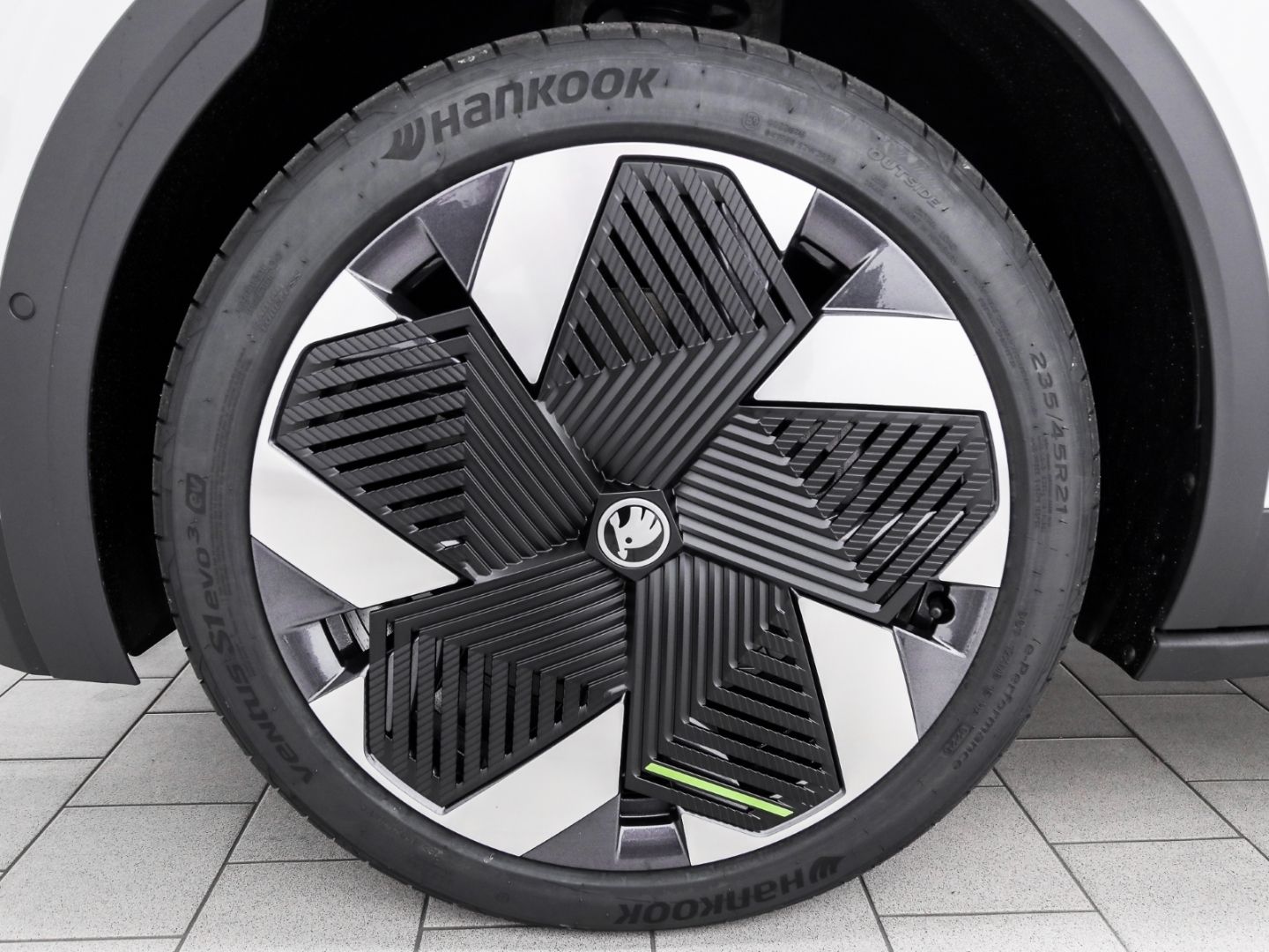 Skoda Elroq RS Lounge AHK Navi Kamera Wärmepumpe Maxx imagem 3