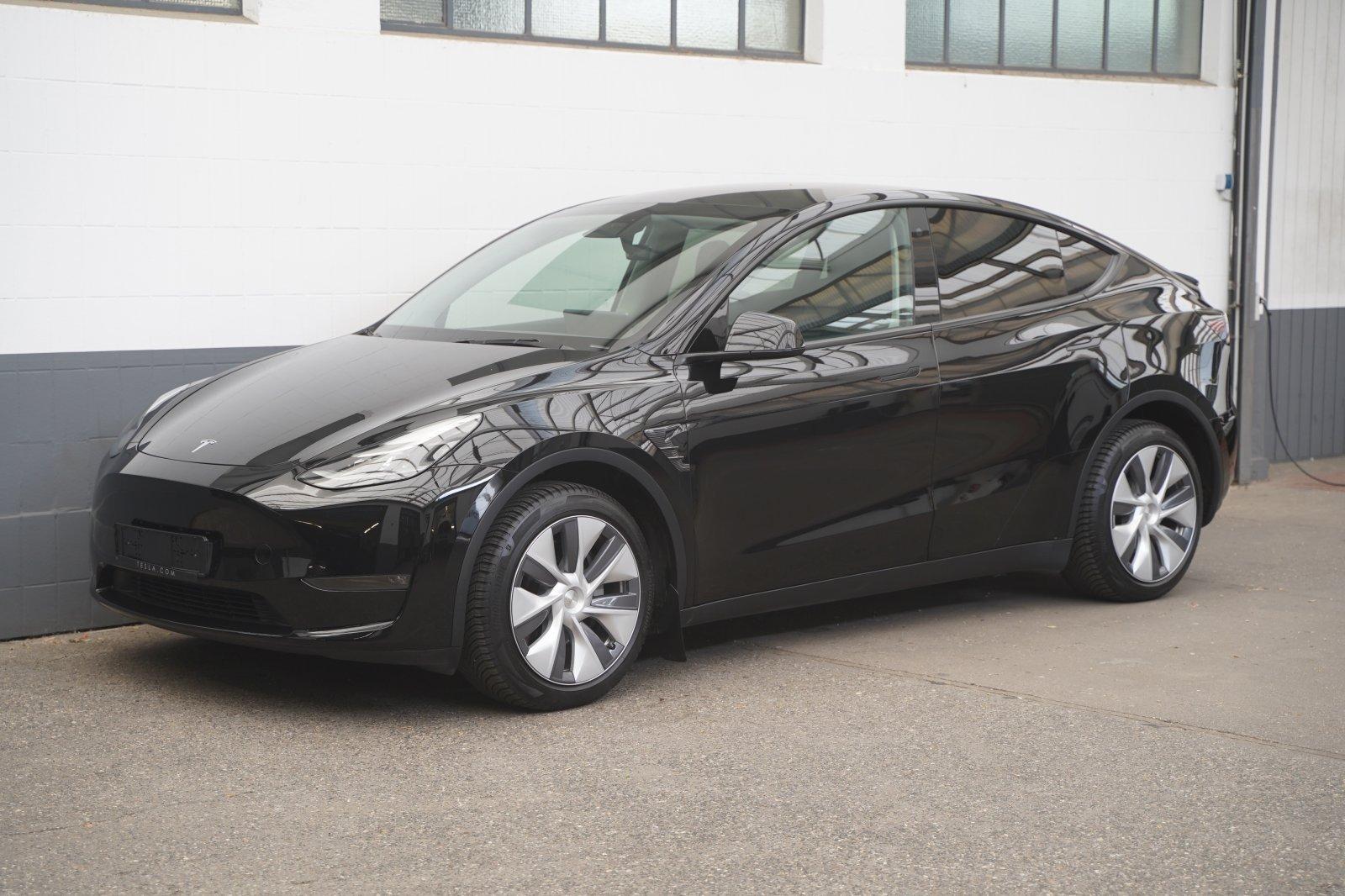Tesla Model Y Long Range AWD *AHK*Mwst. ausweisbar*