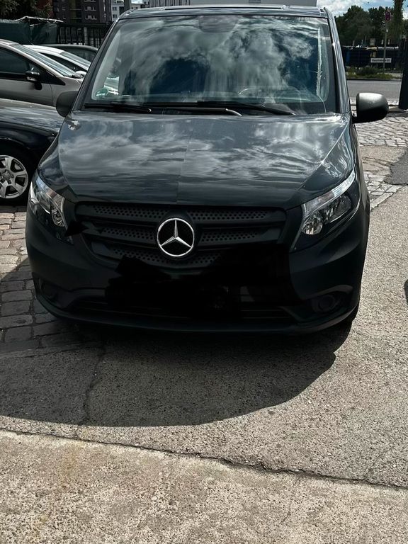 Image of Mercedes-Benz Vito